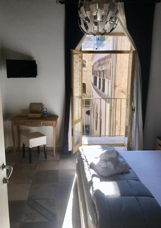 סלרנו B&B Palazzo Fruscione מראה חיצוני תמונה