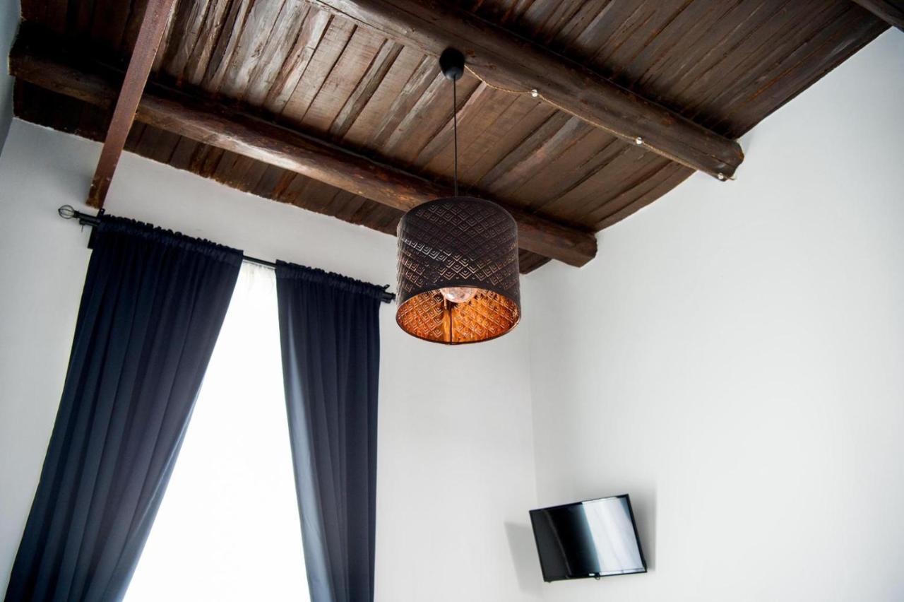 סלרנו B&B Palazzo Fruscione חדר תמונה